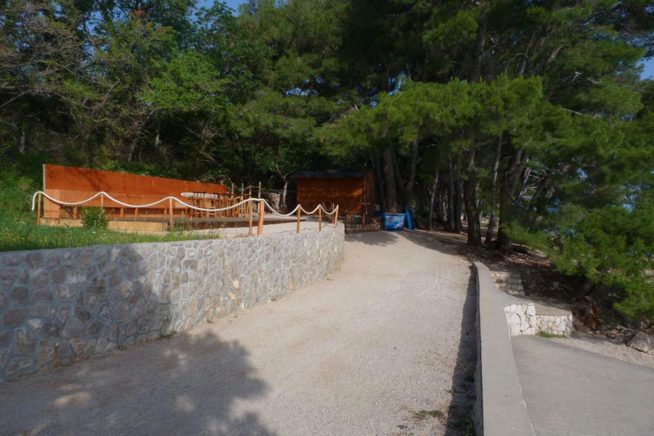 Apartments Monja & Dadi, Malinska, Вантачичи Екстериор снимка